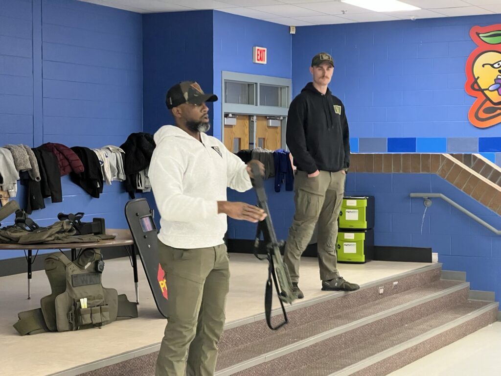 NKY Swat Doing A Demonstration For The Scouts