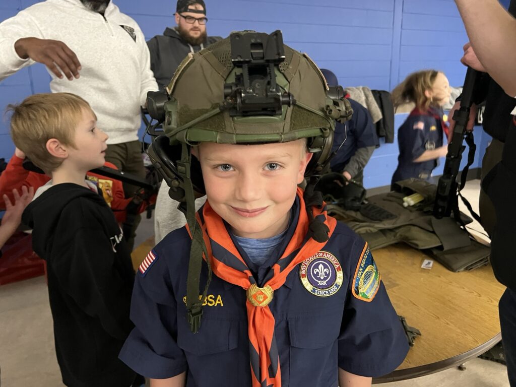 NKY Swat Doing A Demonstration For The Scouts